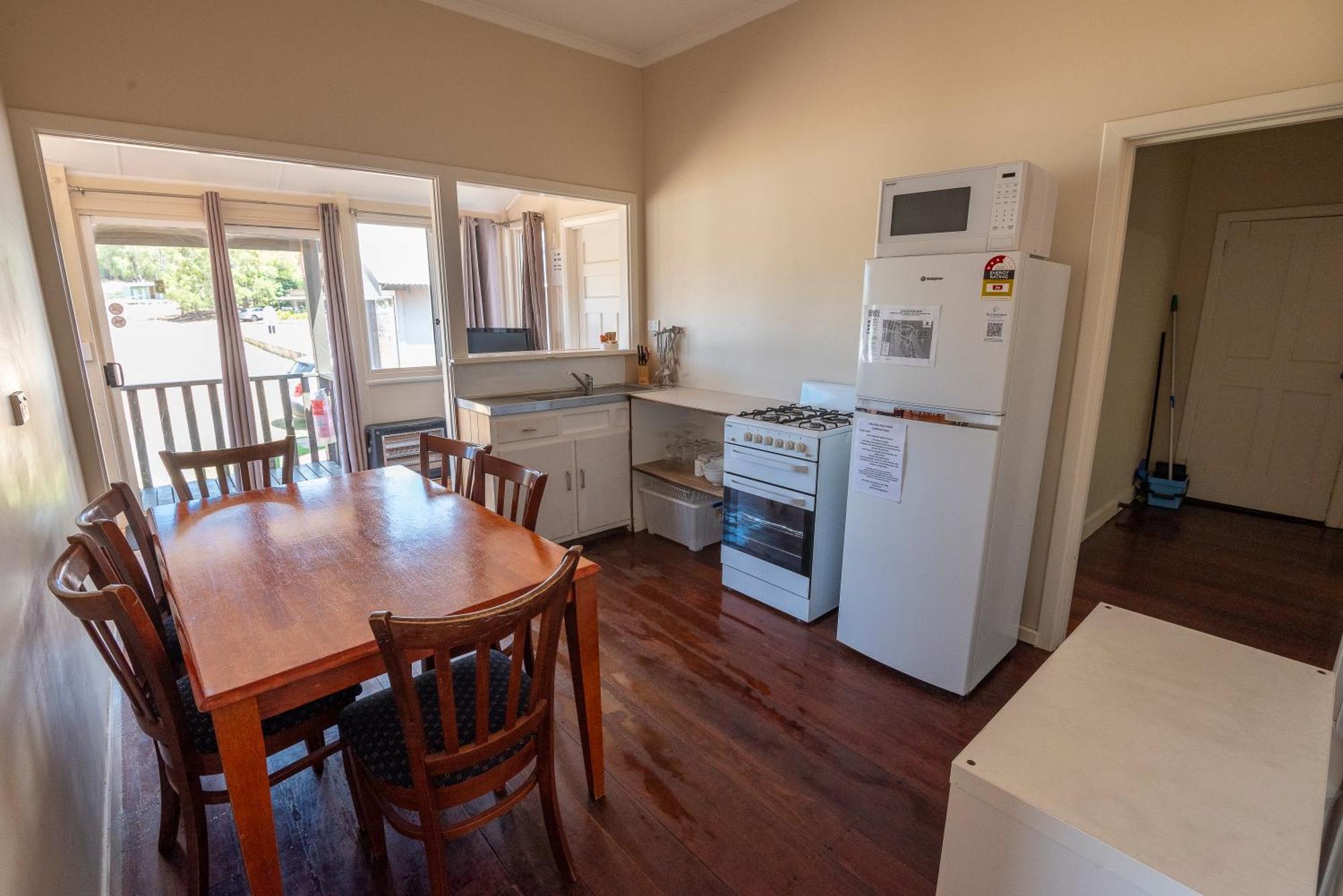 Walpole Rest Point Caravan Park Campsite 3*