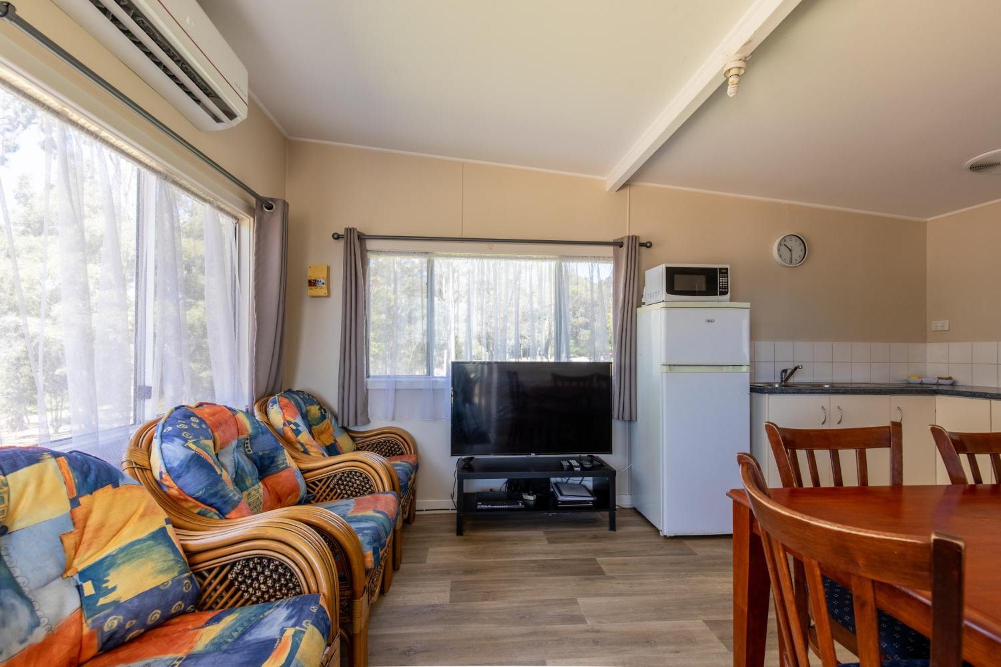 Walpole Rest Point Caravan Park 3*